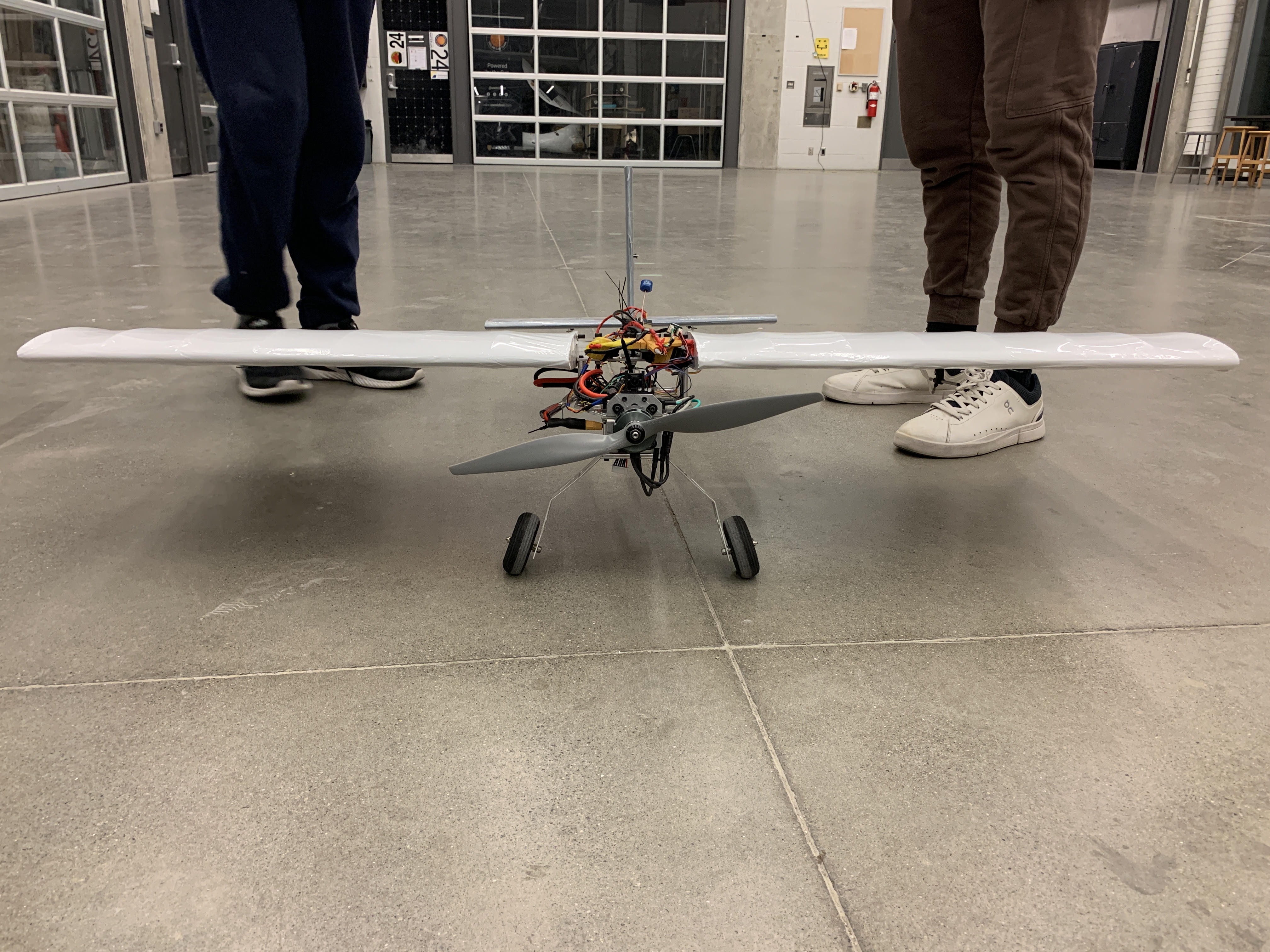 fixed-wing plane